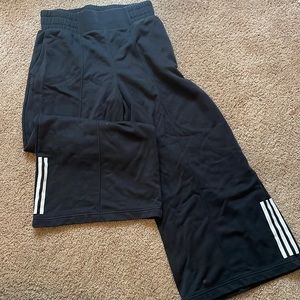 Wide leg Adidas sweatpants size large